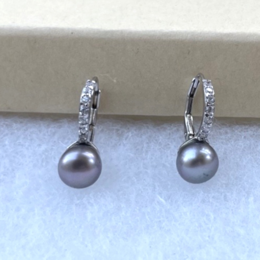 6mm Gray Pearl Leverback Earrings w/ cz